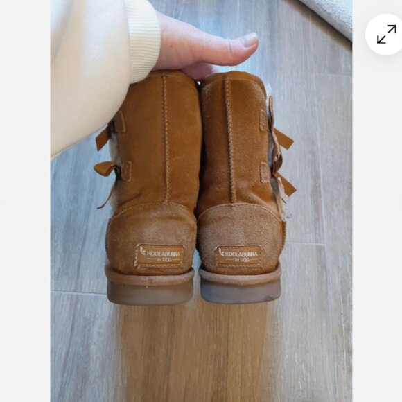 Koolaburra by UGG Victoria Bow Boots size 4 - Picture 2 of 4